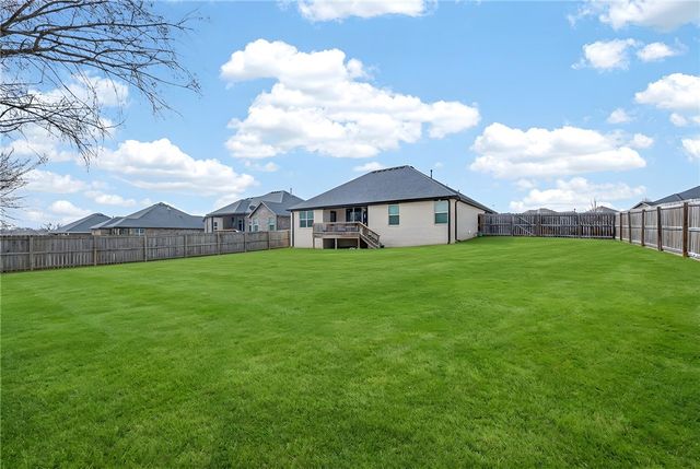 5821 W Fountain Street, Fayetteville, AR 72704