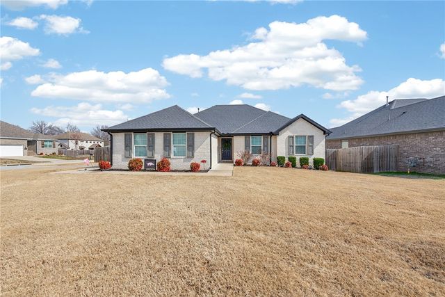 5821 W Fountain Street, Fayetteville, AR 72704