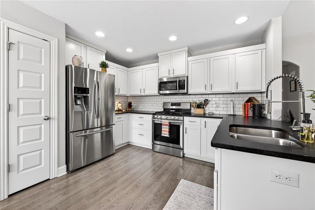 5821 W Fountain Street, Fayetteville, AR 72704