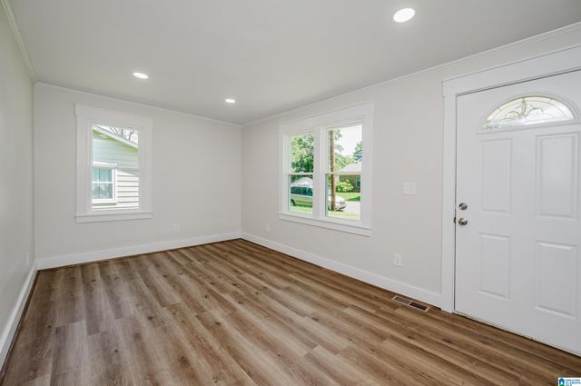 2008 4TH AVENUE, Irondale, AL 35210