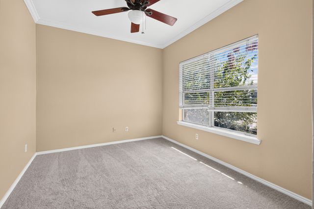 2728 Reagan Street 203, Dallas, TX 75219