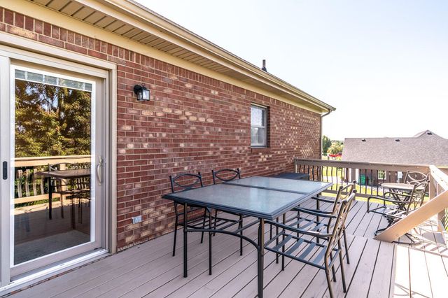 3008 Woodfield Circle, Richmond, KY 40475