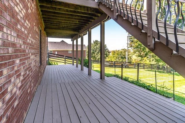 3008 Woodfield Circle, Richmond, KY 40475
