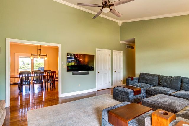 3008 Woodfield Circle, Richmond, KY 40475