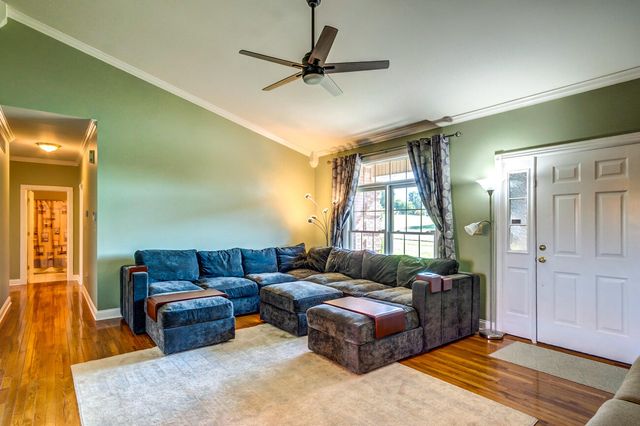 3008 Woodfield Circle, Richmond, KY 40475