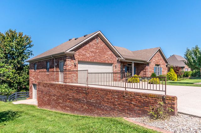 3008 Woodfield Circle, Richmond, KY 40475