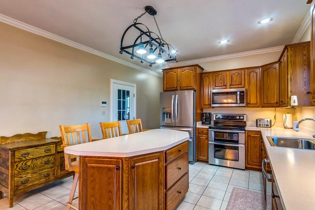 3008 Woodfield Circle, Richmond, KY 40475