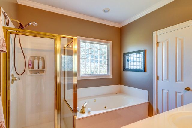 3008 Woodfield Circle, Richmond, KY 40475