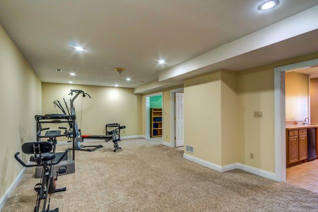 3008 Woodfield Circle, Richmond, KY 40475
