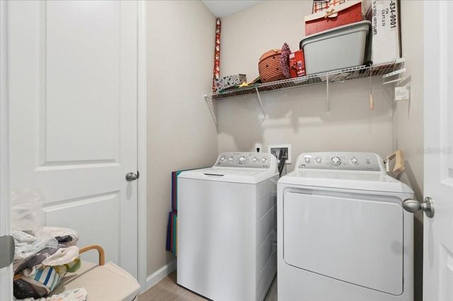 596 HENNEPIN LOOP, Lake Wales, FL 33898