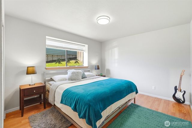 6179 Blue Haven Way, Clinton, WA 98236