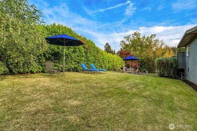 6179 Blue Haven Way, Clinton, WA 98236