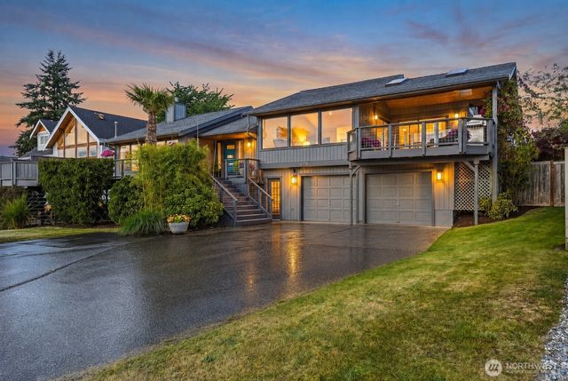 6179 Blue Haven Way, Clinton, WA 98236
