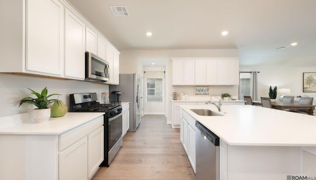 15545 Rocco Drive, Baker, LA 70714