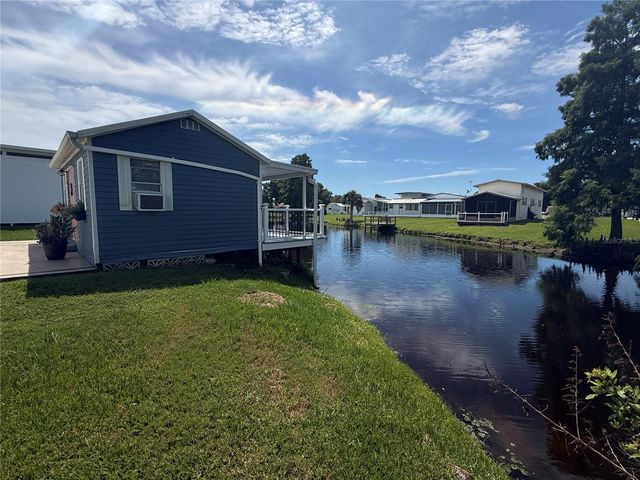 5147 ISLAND VIEW CIRCLE S, Polk City, FL 33868