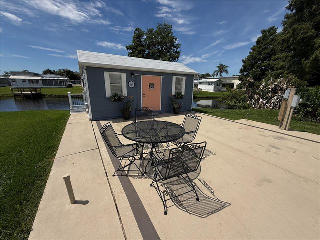 5147 ISLAND VIEW CIRCLE S, Polk City, FL 33868