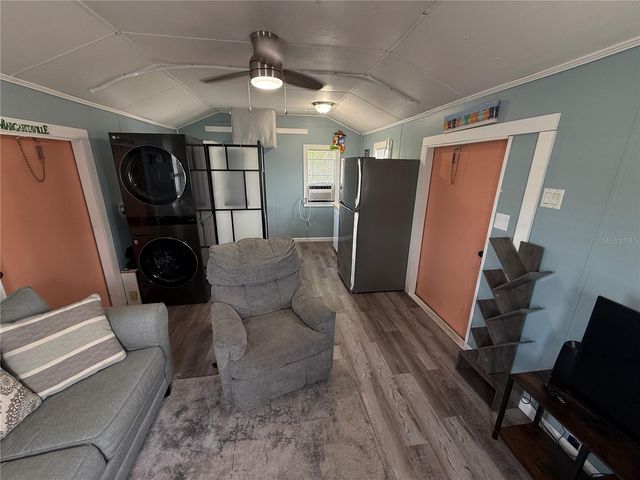 5147 ISLAND VIEW CIRCLE S, Polk City, FL 33868