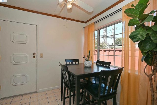 26454 Taft St, Hayward, CA 94544