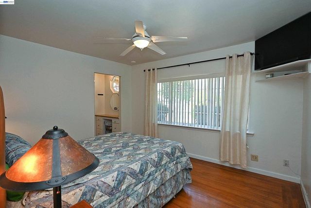 26454 Taft St, Hayward, CA 94544