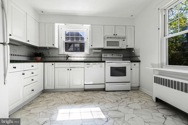 2134 BENEZET RD, Abington, PA 19001