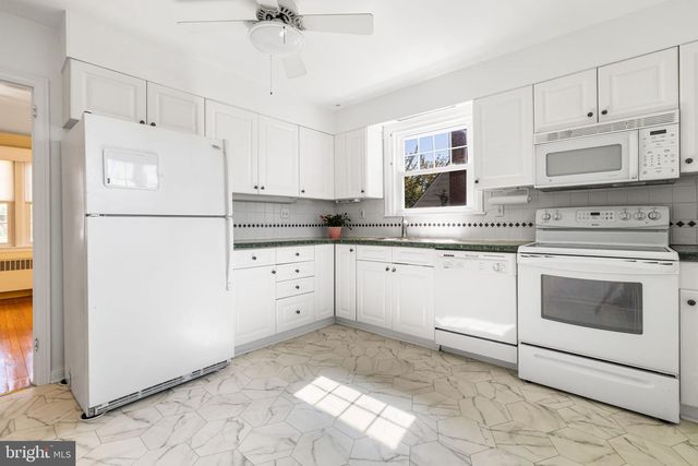 2134 BENEZET RD, Abington, PA 19001