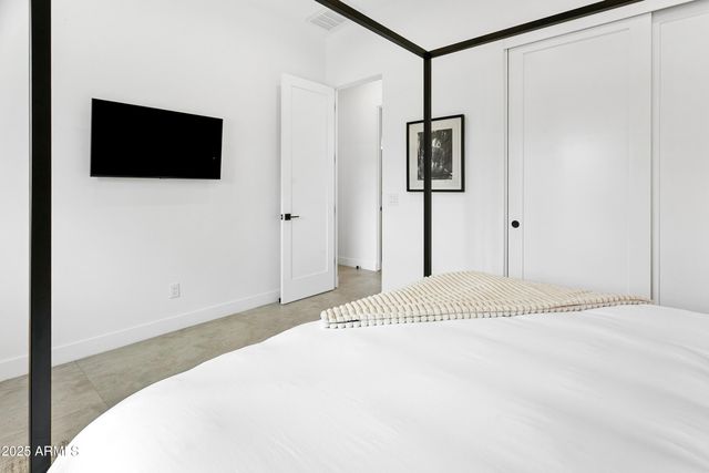 4002 N 33RD Place, Phoenix, AZ 85018