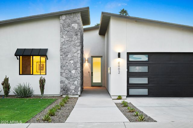 4002 N 33RD Place, Phoenix, AZ 85018