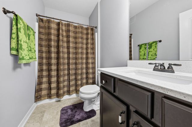 2404 3rd Avenue SE, Altoona, IA 50009
