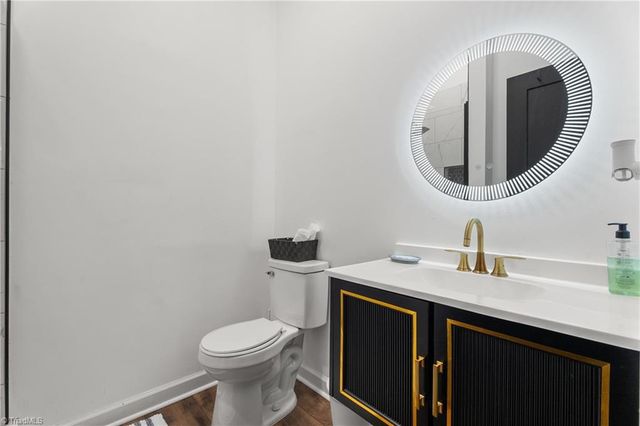 348 Sprague E Street, Winston-salem, NC 27127