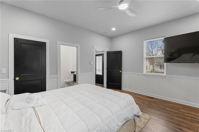 348 Sprague E Street, Winston-salem, NC 27127