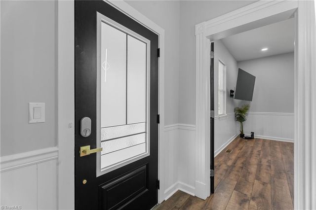 348 Sprague E Street, Winston-salem, NC 27127