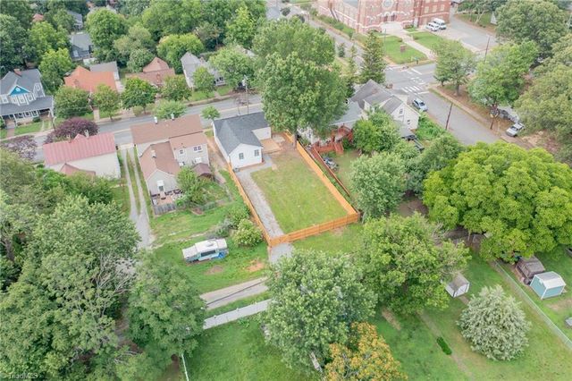 348 Sprague E Street, Winston-salem, NC 27127