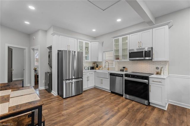 348 Sprague E Street, Winston-salem, NC 27127