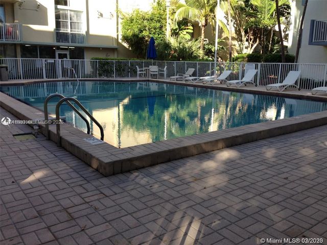 1801 S Treasure Dr 222, North Bay Village, FL 33141