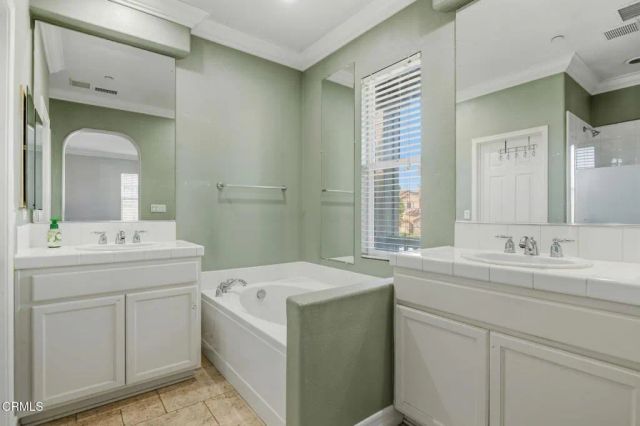 324 Kiawah River Drive, Oxnard, CA 93036