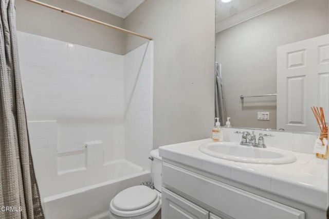 324 Kiawah River Drive, Oxnard, CA 93036