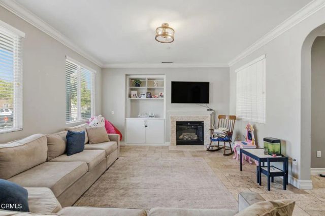 324 Kiawah River Drive, Oxnard, CA 93036