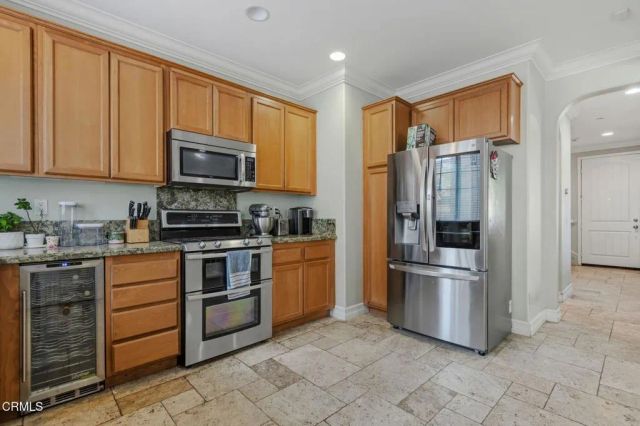 324 Kiawah River Drive, Oxnard, CA 93036
