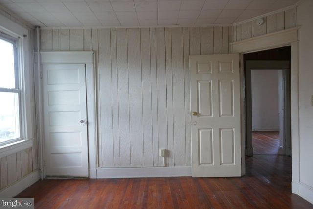 3701 BARRINGTON RD, Baltimore, MD 21215