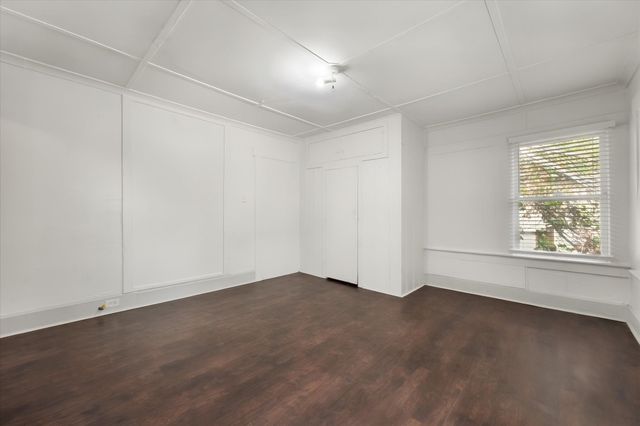 3715 Travis Avenue C, Fort Worth, TX 76110