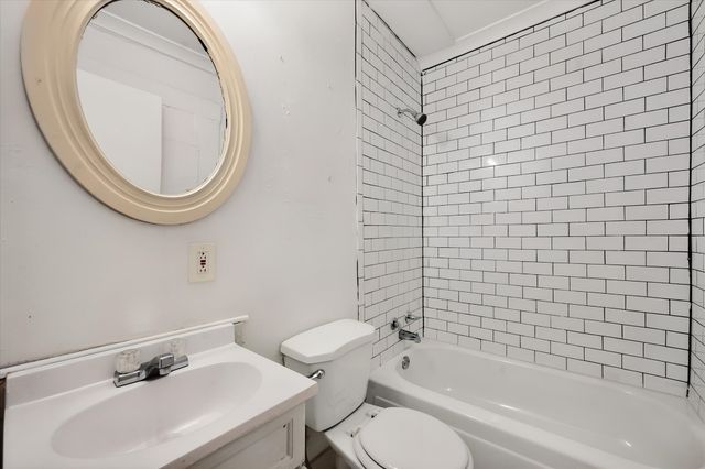 3715 Travis Avenue C, Fort Worth, TX 76110