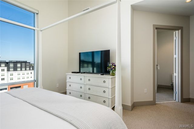 1150 8th PH8, Tuscaloosa, AL 35401