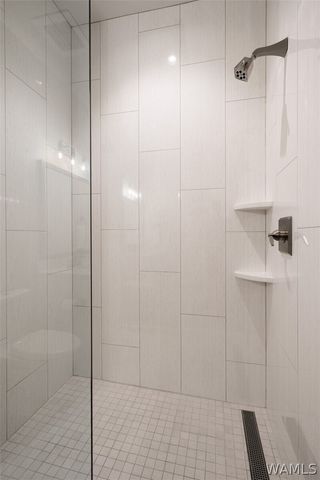 1150 8th PH8, Tuscaloosa, AL 35401