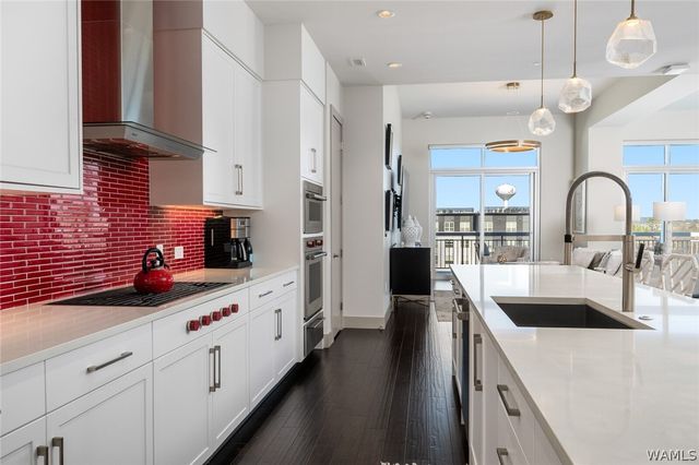 1150 8th PH8, Tuscaloosa, AL 35401