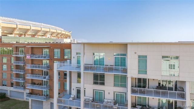 1150 8th PH8, Tuscaloosa, AL 35401