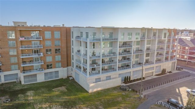 1150 8th PH8, Tuscaloosa, AL 35401