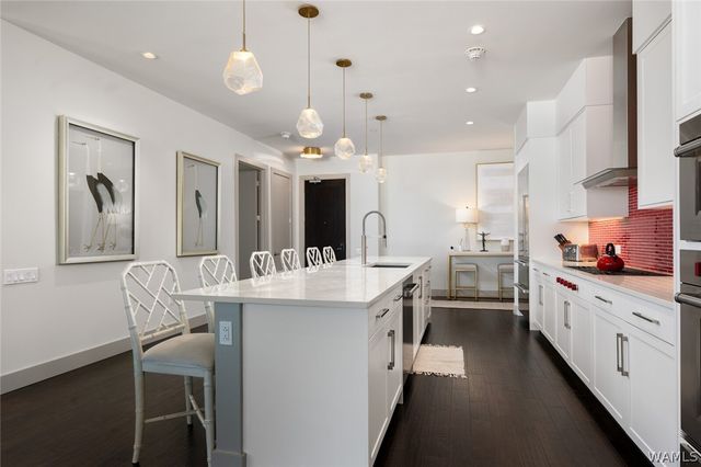 1150 8th PH8, Tuscaloosa, AL 35401