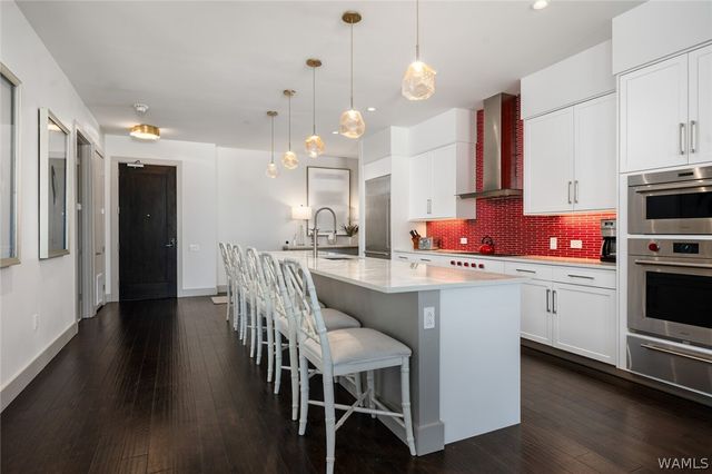 1150 8th PH8, Tuscaloosa, AL 35401