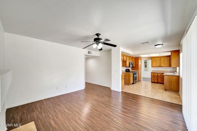 3115 Crowne Drive, Palmdale, CA 93551