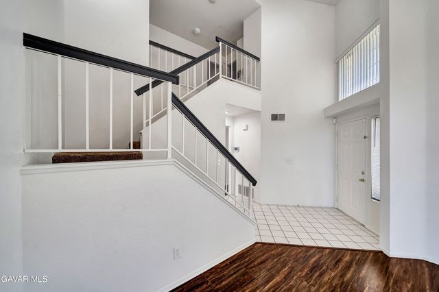 3115 Crowne Drive, Palmdale, CA 93551